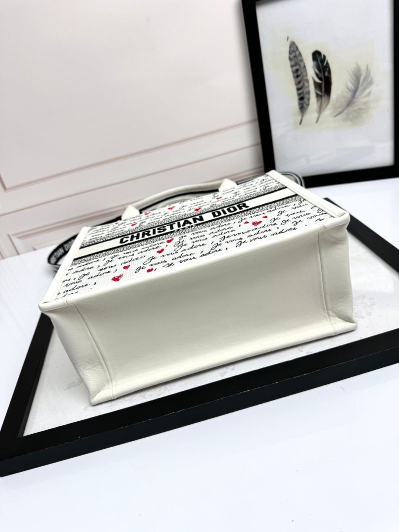 chr1st1an D10r shopping bags